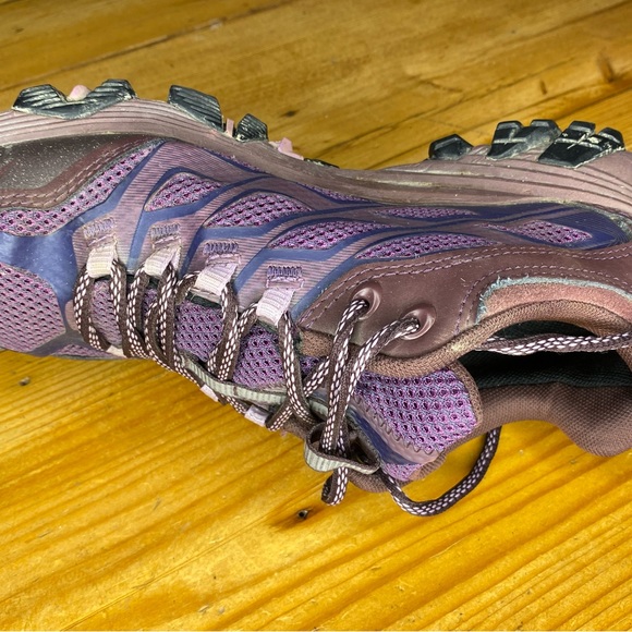 Women’s Merrell purple ankle hiking shoe Vibram select dry size 8.5 - Picture 10 of 10